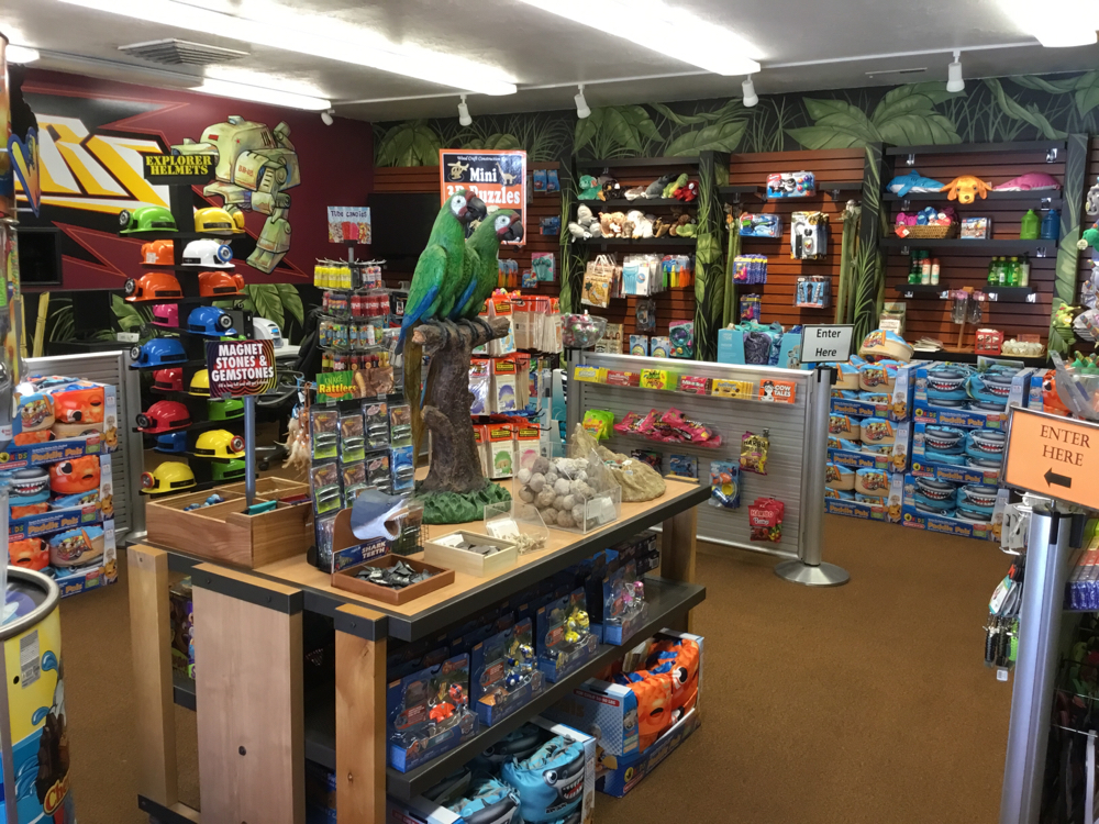 Jungle Maze Gift Shop | Cherry Hill Water Park